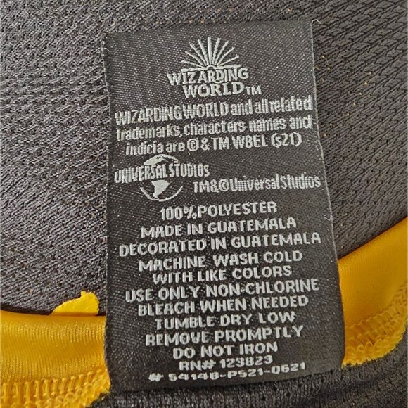 Hufflepuff Hogwarts Tie Back Athletic Tee Sz 2x Yellow Black Split Color NWT - Picture 15 of 16